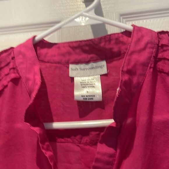 Soft Surroundings 100% rayon button down SZ small hot pink - Picture 3 of 6
